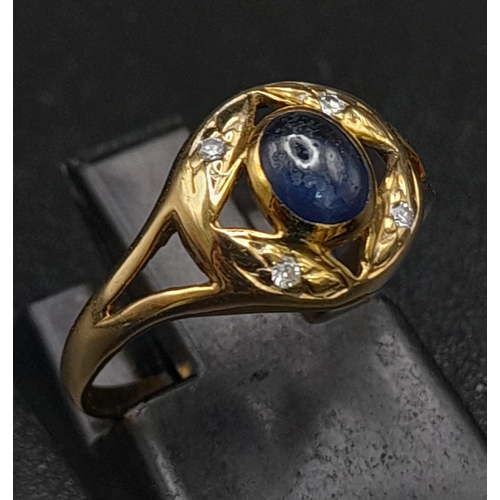 243 - 18K YELLOW GOLD DIAMOND & CABOCHON SAPPHIRE RING. TOTAL WEIGHT 2G.  SIZE L