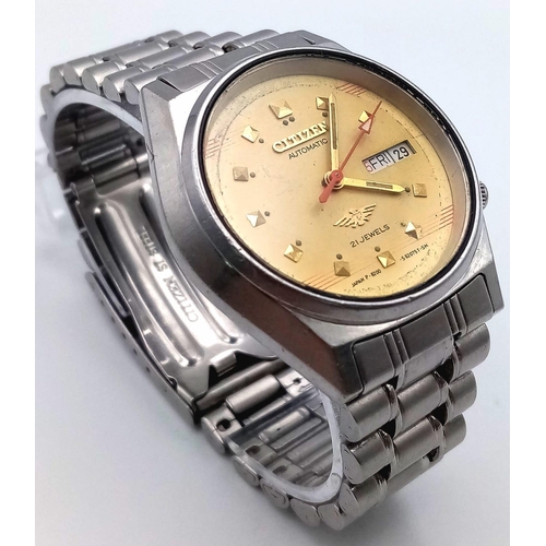 367 - A Vintage Citizen 21 Jewel Automatic Gents Watch. Stainless steel strap and case - 36mm. Gold tone d... 