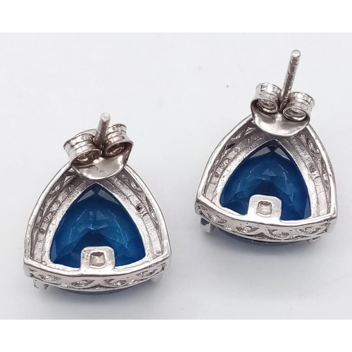 1644 - A Pair Of 925 Silver Blue Glass Earrings. Total Weight 5.93g