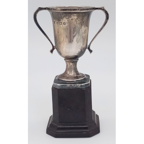 276 - THE CAMERON QUAICH SILVER CUP FROM 1ST JUNE 1935 ON PLYNTH STANDING 11cms TALL TOTAL WEIGHT 88.4gms