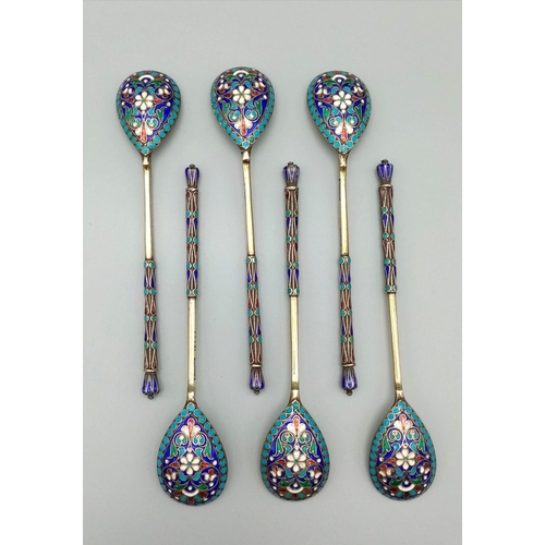 219 - Six silver gilt Russian cloisonné enamel decorated teaspoons with original case. A beautiful set of ... 