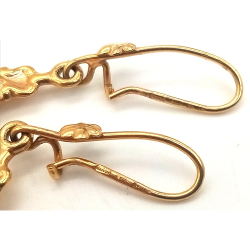 198 - A Pair of Art Deco Style 9K Gold Drop Earrings. 3.5cm. 2.22g total weight.