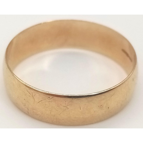 30 - A Vintage 9K Yellow Gold Band Ring. Size R. 2.2g