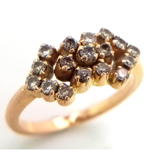 20 - 18K YELLOW GOLD DIAMOND FANCY CLUSTER RING.  0.35CT DIAMOND. TOTAL WEIGHT 3.1G.  SIZE M