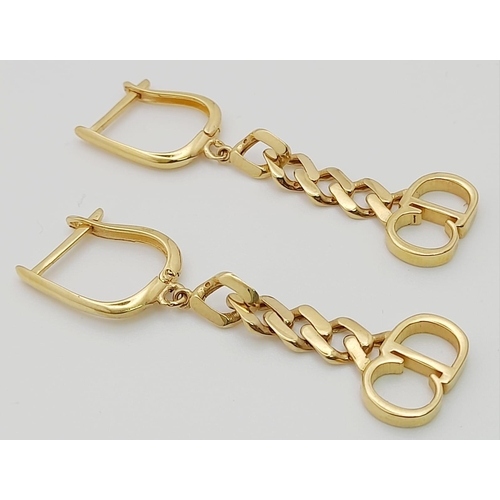 117 - 18K YELLOW GOLD CD CHRISTIAN DIOR STYLE DROP EARRINGS. TOTAL WEIGHT 5.5G