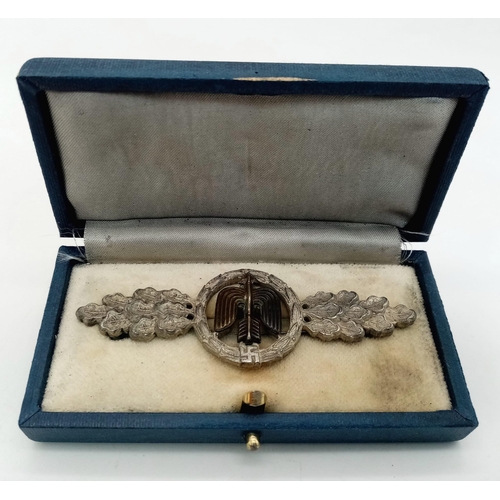 61 - WW2 German Luftwaffe Fighter Squadron Clasp Silver Grade in original case. Maker: G.H. Osang Dresden... 