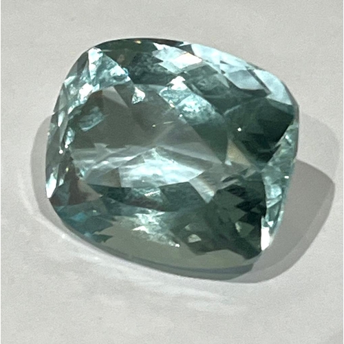 369 - A 30ct Crystal Blue Aquamarine Rectangular Cushion Cut Gemstone. Well faceted with no visible marks ... 