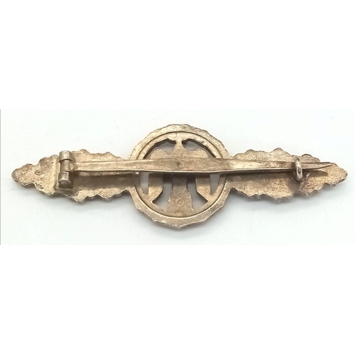 384 - 3 rd Reich Luftwaffe Front Flying Clasp. No – maker.