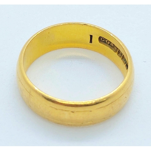 17 - A Vintage 22K Yellow Gold Band Ring. Size G. 3.4g weight.