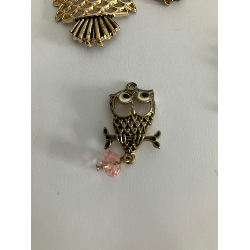 294 - Selection of OWL themed  JEWELLERY to include 925 SILVER Heavy Belcher chain and pendant.