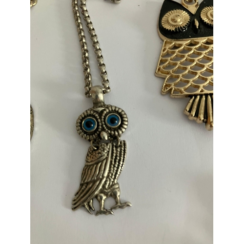 294 - Selection of OWL themed  JEWELLERY to include 925 SILVER Heavy Belcher chain and pendant.