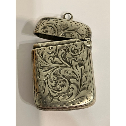 469 - Antique SILVER VESTA Having clear hallmark for Reynolds and Westwood, Birmingham 1901.  Floral Scrol... 