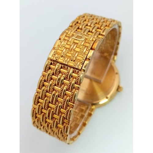 261 - A Delaneau 18k Yellow Gold and Diamond-Set Ladies Watch. 18k gold bracelet and case - 34mm. White di... 