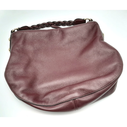 148 - A Genuine Mulberry Daria Hobo leather handbag. Height 46cm, width 38cm, depth 10cm. Dust bag include... 