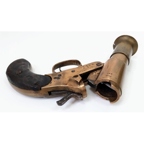 89 - WW1 British 1916 Dated Webley and Scott Flare Pistol. With current de-activation certificate.