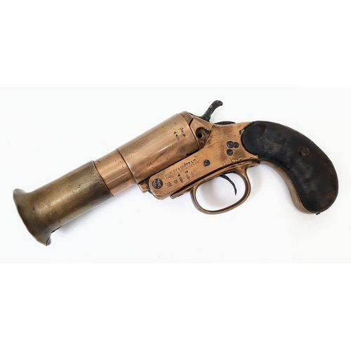 89 - WW1 British 1916 Dated Webley and Scott Flare Pistol. With current de-activation certificate.