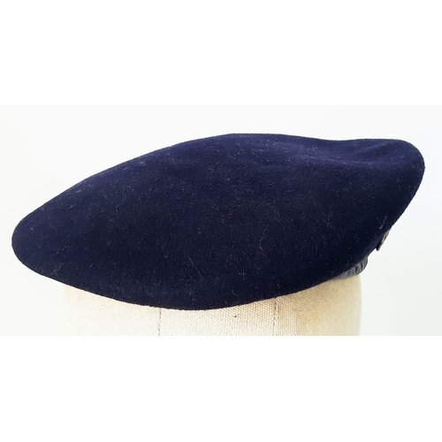 363 - WW2 Royal Armoured Corps Beret. Leather strip over the inner vents.