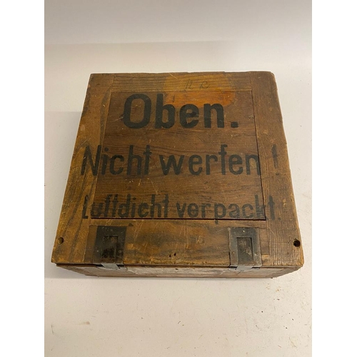 537 - A WW2 German Lead Lined Transit Box - With Original Stencilling Saying ' Don't Throw' and 'Tightly P... 