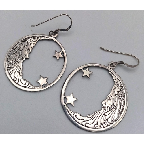 1692 - 2x pair of lovely 925 silver circular moon & star designed and mother of pearl in rhombus shape earr... 