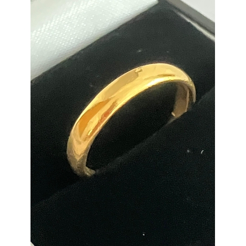 14 - 22 carat GOLD BAND RING. Full UK hallmark.  Presented in jewellers ring box. 4.28 grams. Size L - L ... 