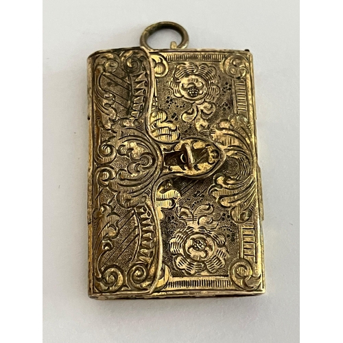 174 - Antique SILVER VINAIGRETTE PENDANT in the form of a purse. Early to mid 1800s, with all hinges in pe... 