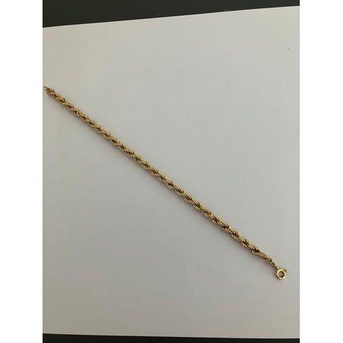 230 - 9 carat YELLOW GOLD ROPE BRACELET. 3.0 grams. 19.5 cm.