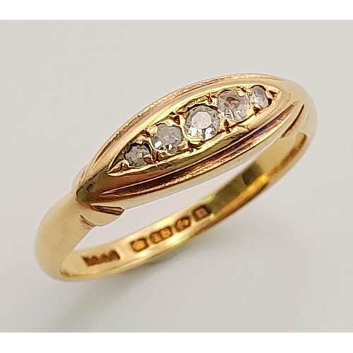 116 - AN ANTIQUE 18K YELLOW GOLD DIAMOND RING. FULL HALLMARKED BIRMINGHAM, 1917, KING GEORGE V REIGN. TOTA... 