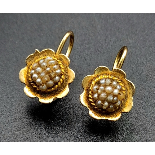 305 - A VINTAGE PAIR OF 18K YELLOW GOLD SEED PEARL IN FLOWER DESIGN EARRINGS. TOTAL WEIGHT 2.6G