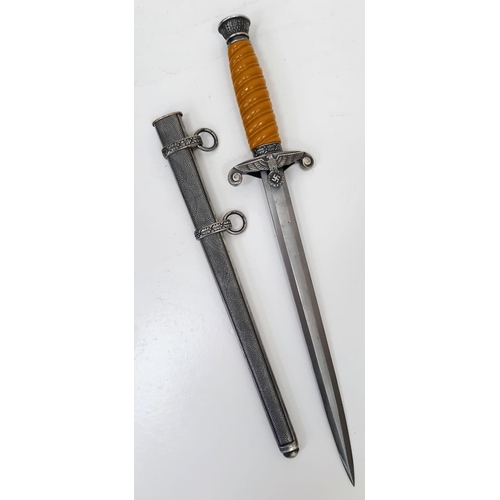 77 - 3 rd Reich Heer (Army) Officers Dagger. Maker Holler, Solingen.