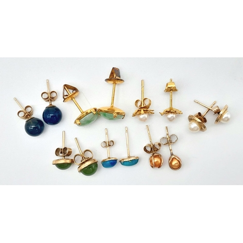 303 - A nice collection of seven pairs of gold stud earrings with pearls, jade, turquoise, etc. Total weig... 