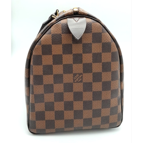 44 - A Louis Vuitton Speedy 30 ebony damier canvas Handbag. Accessories to include padlock and key. Come ... 