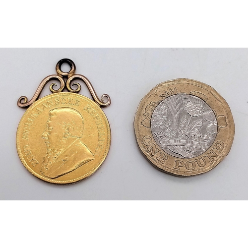 2 - An 1898 22k Gold South African One Pond Coin. Attached to a 9k gold pendant frame. EF - But please s... 