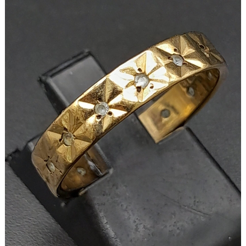 537 - A Vintage 9K Yellow gold White Stone Band Ring. Size P. 2.55g weight.