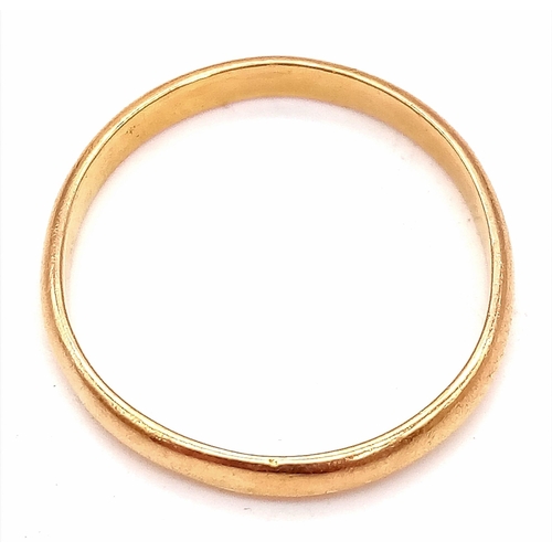 7 - A 22k Yellow Gold Band Ring. Size O. 2.1g weight. Full UK Hallmarks.