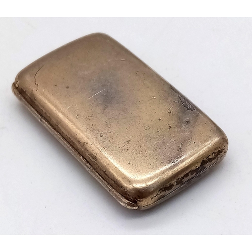 837 - AN ANTIQUE SILVER NEEDLE CASE WITH GILDED INTERIOR .3.5 X 2cms  15.8gms