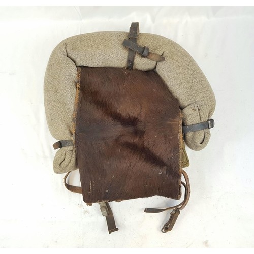 585 - 1941 Dated German Pony Fur Model Tournister Backpack. Please see photos for conditions.