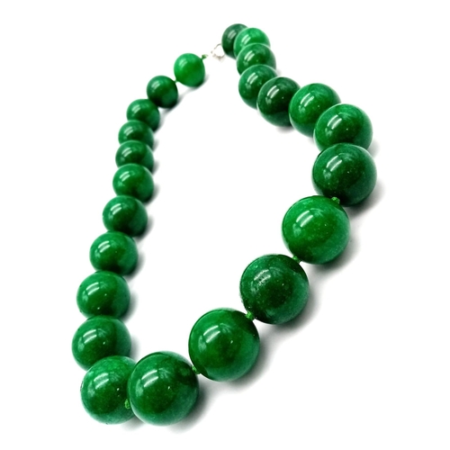 861 - 20MM Jade Big Beaded Necklace.