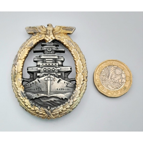 365 - Cased WW2 German Kriegsmarine High Seas Fleet Badge. Maker Schwerin, Berlin.