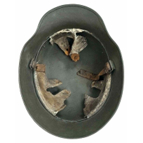 542 - WW1 German M18 Stahlhelm Helmet and Liner.