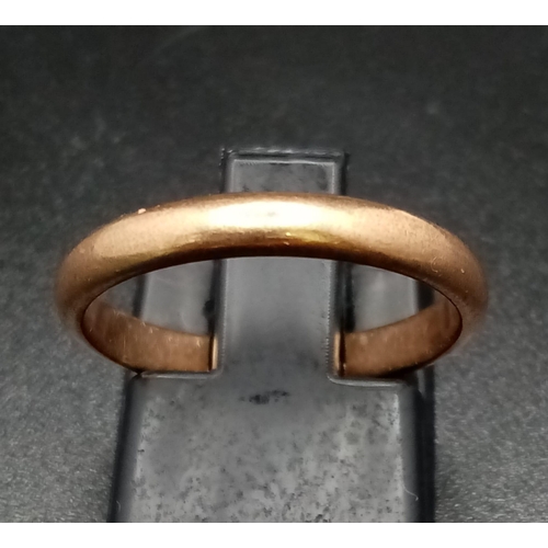 1700 - A Vintage 9K Yellow Gold Band Ring. Size M. 2.3g