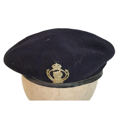 516 - WW2 Royal Armoured Corps Beret. Leather strip over the inner vents.