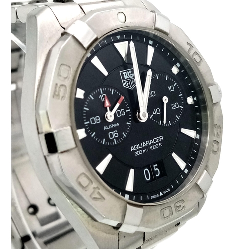 206 - A Tag Heuer Aquaracer 300m Quartz Chronograph Gents Watch. Stainless steel strap and case - 40.5mm. ... 