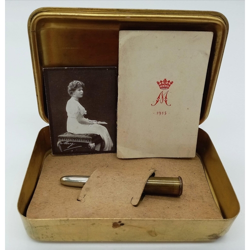 320 - WW1 British Princess Mary Xmas 1914 Gift Tin complete with original contents of cigarettes and tobac... 