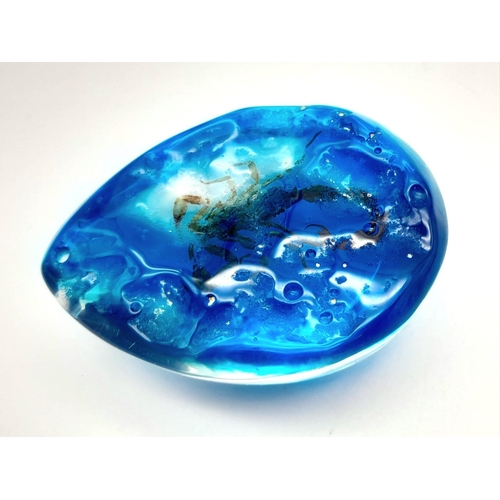 478 - A Scorpion Turns the Air Blue with a Joke About the Actress and a Bishop. Pendant or paperweight. 6c... 