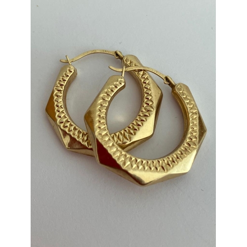 546 - Classic pair of 9 carat GOLD HOOP EARRINGS. Almost Hexagonal shape with attractive chased design to ... 