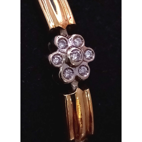 24 - A BEAUTIFUL 18K YELLOW GOLD DIAMOND SET BRACELET, WITH APPROX 0.85CT DIAMONDS FORMING FLOWER PATTERS... 