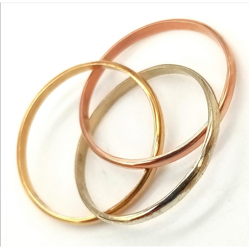 494 - 9K TRI COLOUR RUSSIAN STYLE WEDDING BAND RING

WEIGHT: 1.5G 
SIZE I