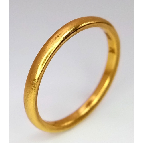 234 - A Vintage 22K Yellow Gold Band Ring. Size R. 4.18g weight.