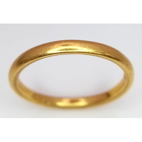 234 - A Vintage 22K Yellow Gold Band Ring. Size R. 4.18g weight.