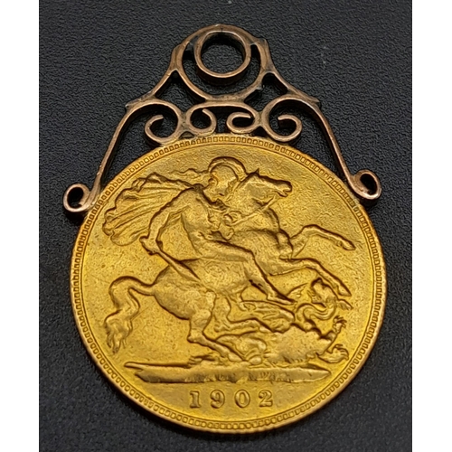 4 - AN EDWARD VII 22K GOLD HALF SOVEREIGN WITH 9K GOLD PENDANT SETTING .   4.4gms